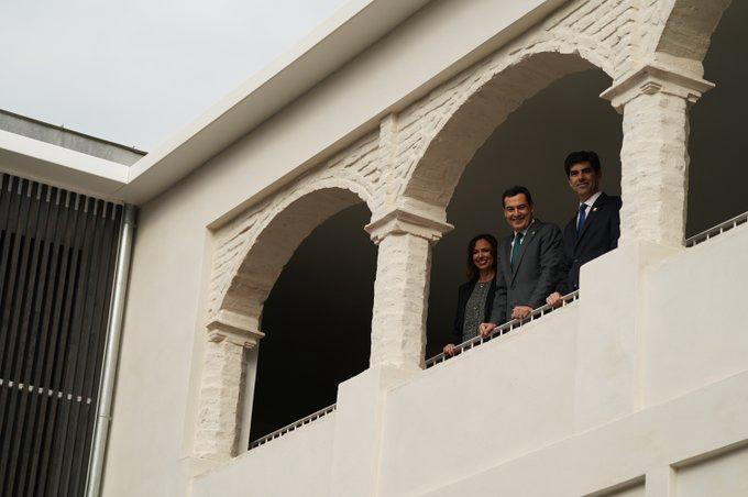 Rocio_DiazJ's tweet photo. #Coín recupera uno de sus grandes bienes patrimoniales: el hospital de la Caridad y la iglesia de San Andrés. 

El presidente @JuanMa_Moreno inaugura este inmueble rehabilitado que se suma a la vida cultural de la localidad tras una apuesta conjunta con @AytoCoin.

Cumplimos ✅ https://t.co/SoqJlnOs4x
