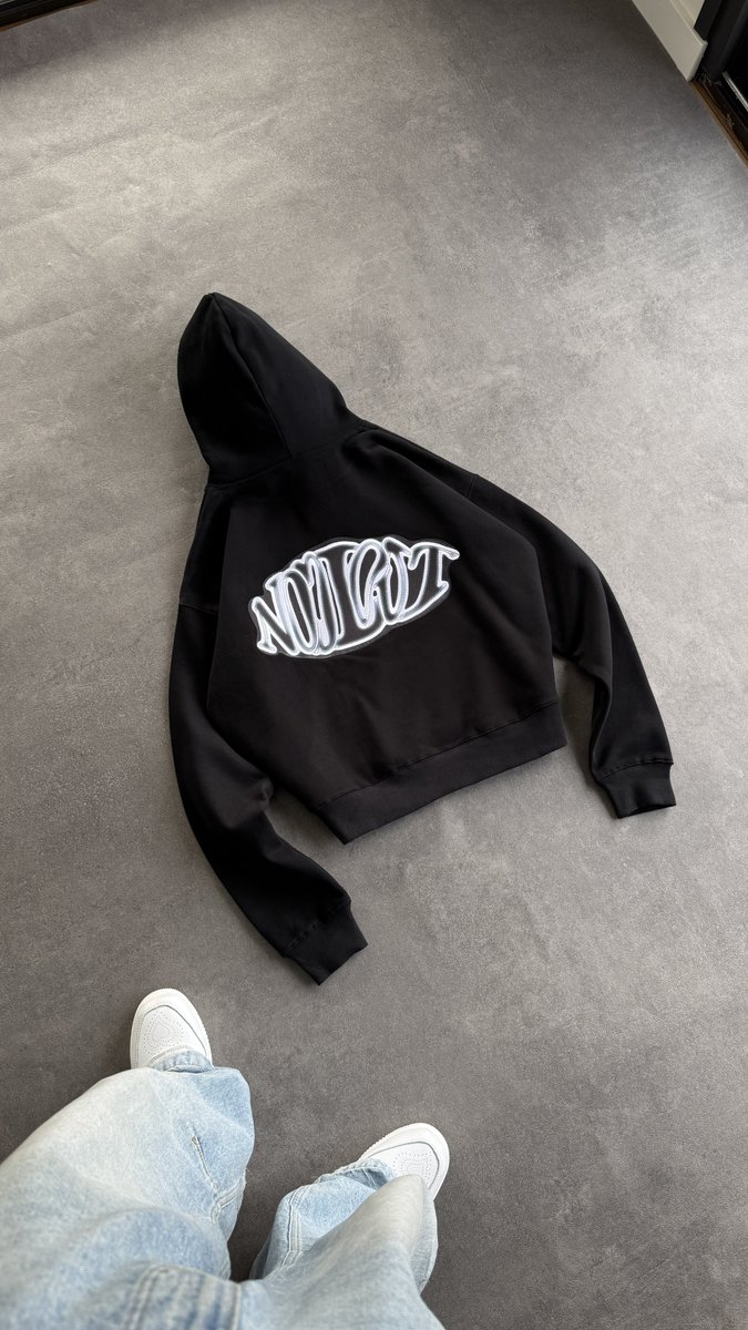 noclout ® tweet media