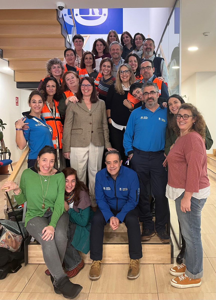 Fotos de fin de Jornada #2TSEmergencias con parte de las asistentes, organizadoras y ponentes 📸🙌