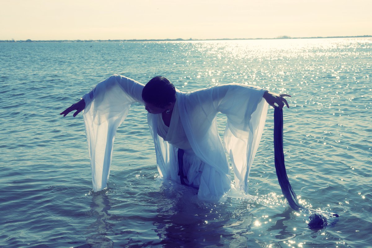 Shanellpho's tweet photo. Let The Tides Come In.
2024 

#shanellpho #photographers #newyork #brooklyn #photography #beach #dancers #Heritage  #Culture  #doubleexposure #Autumn  
 #2024 #Canon https://t.co/0kESLAFfmL