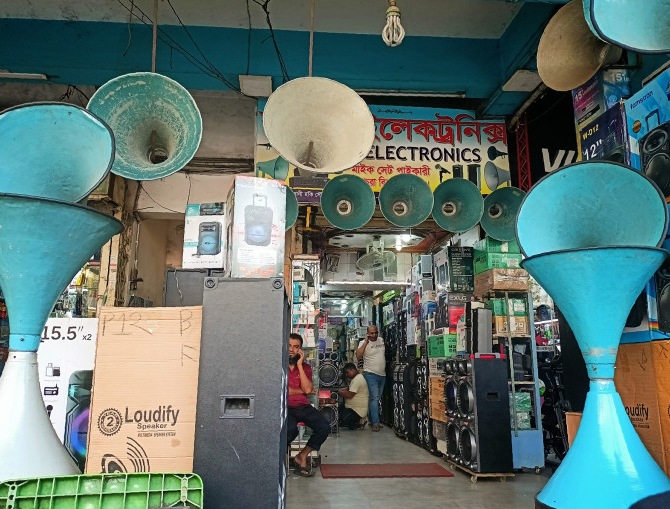 শীতে সাউন্ড ও ডেকোরেশন ব্যবসা জমজমাট