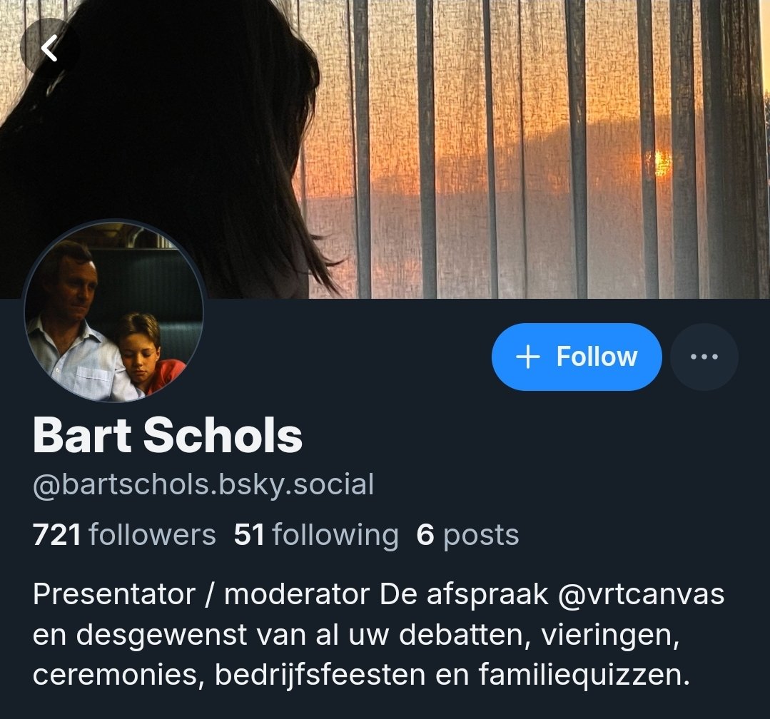MoreJ21's tweet photo. Sinds uit de 24 uur newscycle nog nauwelijks aanwas. Ik vermoed dat al zijn volgers extreem rechts zijn. https://t.co/js26J79zwF