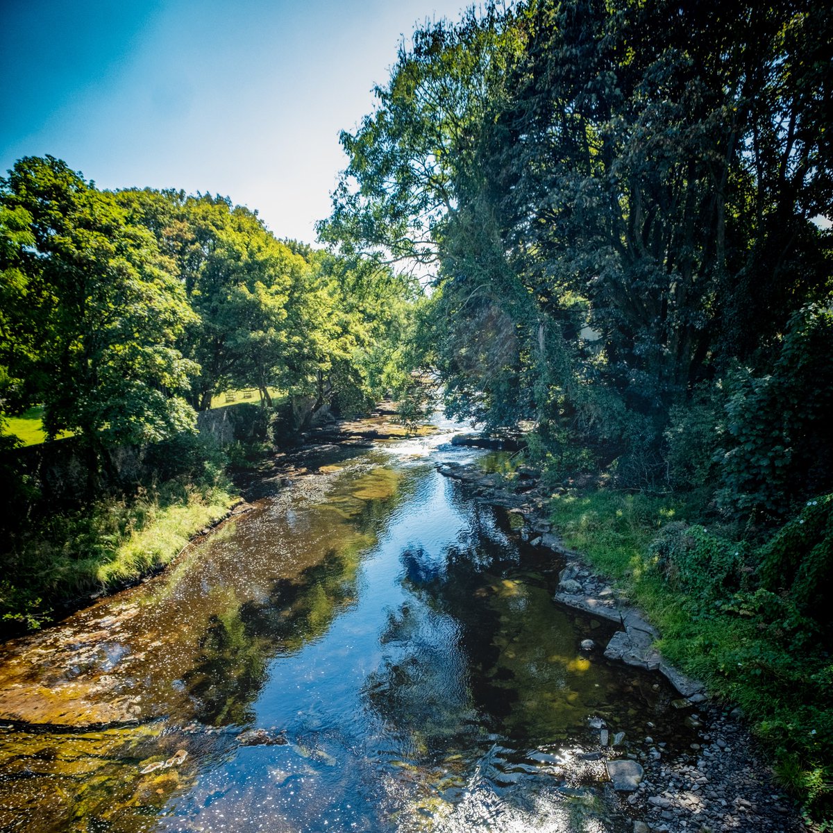 Dis_Enniscrone's tweet photo. Located just a 15-minute drive from Enniscrone is the beautiful, picturesque village of Easkey. Take in the sights with a relaxing stroll along the river to the stunning Atlantic coastline.
๐ทCredit: Ed Lee Photography
#DiscoverEnniscrone #Enniscrone #Easkey https://t.co/7KxSmaBtGf