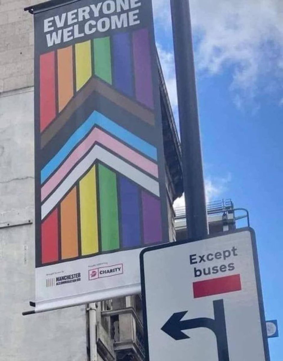 nocontextmemes's tweet image. 