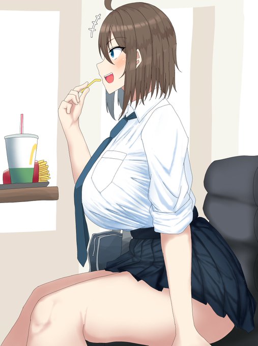 #いい肉の日
むちむちのパツパツ☺️ 