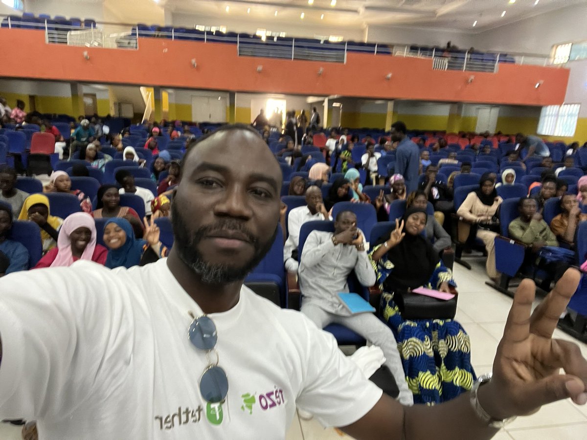 rezomoney tweet media