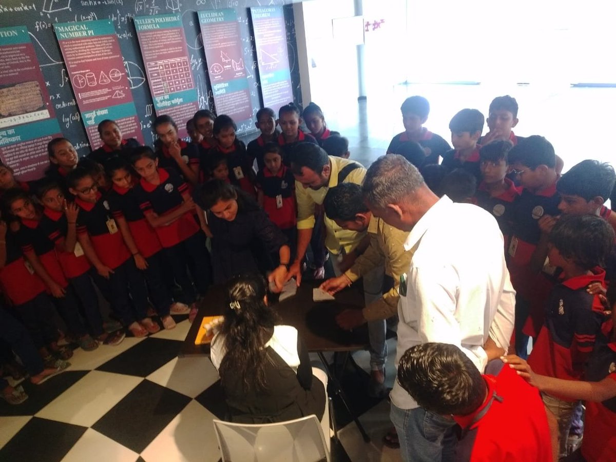 Krishnasak60404's tweet photo. Not just students, but #Teachers too, experienced #Joy with #Puzzles at the #FieldsMedalGallery @RSCBhuj! A space where #Curiosity and #Learning. Experience #TimelessFun with #PuzzlesForAll! https://t.co/t3M3sv5oGd