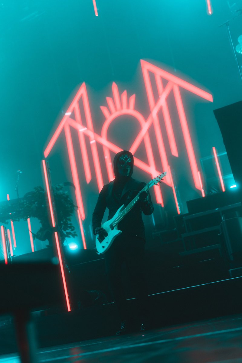 Sleep_Token's tweet photo. Sacred moments in time, captured in Birmingham by @Adamrosssi

Tonight, London shall gather in Worship. https://t.co/fzObbVrid7