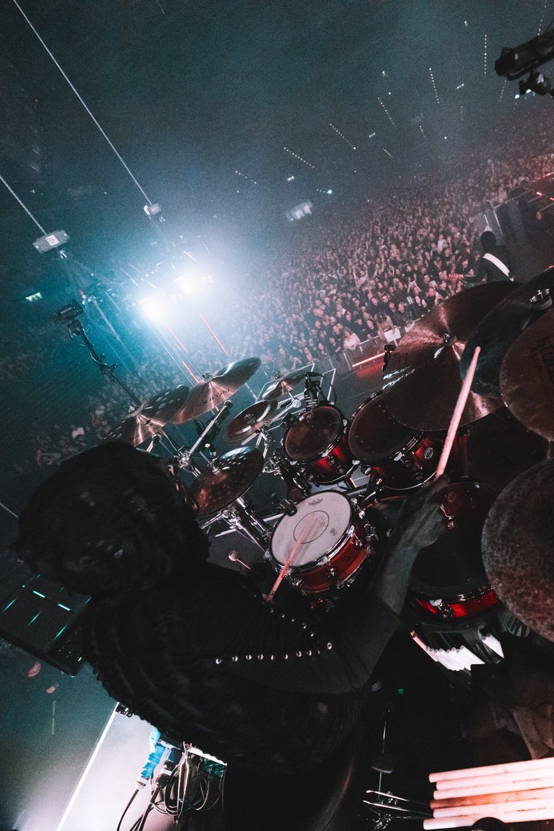 Sleep_Token's tweet photo. Sacred moments in time, captured in Birmingham by @Adamrosssi

Tonight, London shall gather in Worship. https://t.co/fzObbVrid7