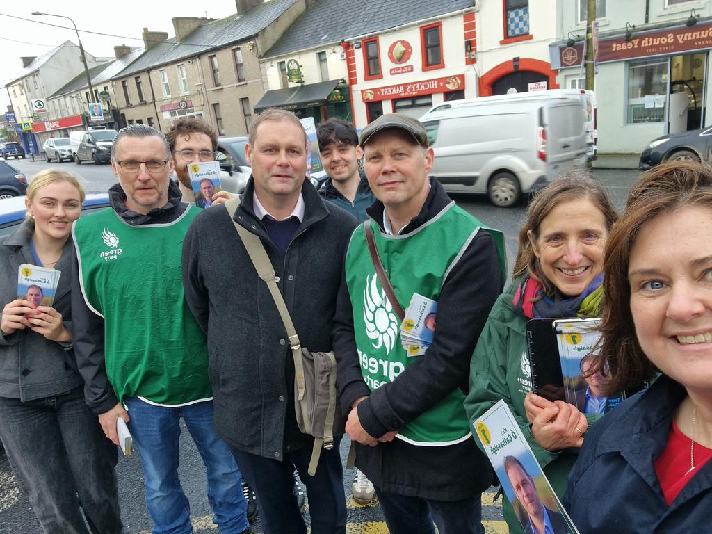 Cristíona Kiely (@cristiona_kiely) on Twitter photo That's a wrap! It's been the honour of my life to work with <a href="/MarcKC_Green/">Marc Ó Cathasaigh</a> for Waterford, the country, the planet & the future.
He has my #1 for his decency, honesty, integrity, commitment, energy & dedication.
We need him back in the Dáil for the benefit of us all! Vote #1 💚 That's a wrap! It's been the honour of my life to work with <a href="/MarcKC_Green/">Marc Ó Cathasaigh</a> for Waterford, the country, the planet & the future.
He has my #1 for his decency, honesty, integrity, commitment, energy & dedication.
We need him back in the Dáil for the benefit of us all! Vote #1 💚