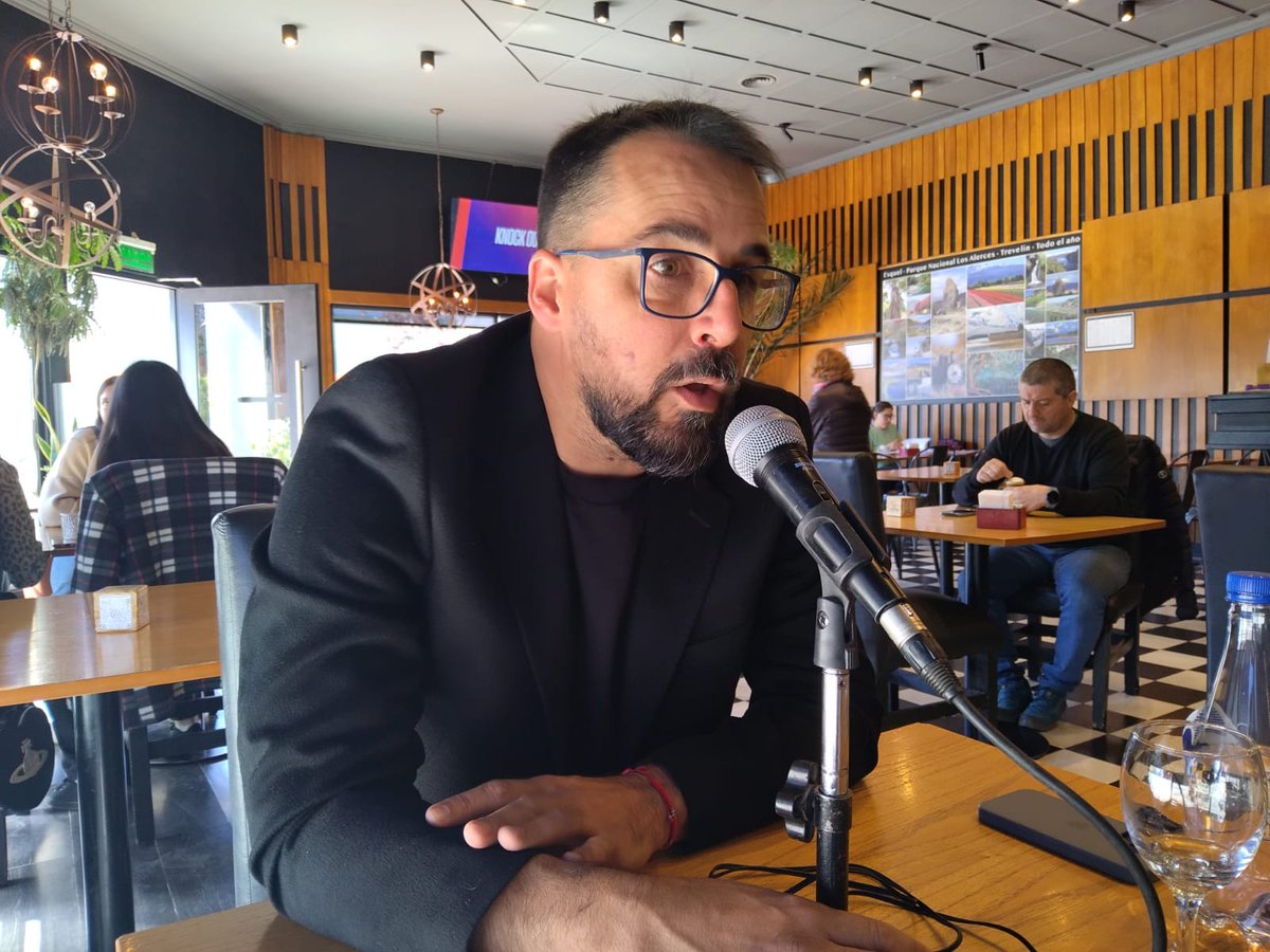 “la deuda de Trevelin es de septiembre de 2021 hasta 2023, nosotros tenemos que invertir para el nuevo módulo con más de mil millones con los fondos de los vecinos de Esquel y será para nuestros vecinos, si Trevelin no paga no entran más con los residuos” <a href="/TaccettaMatias/">Matias F. Taccetta</a>