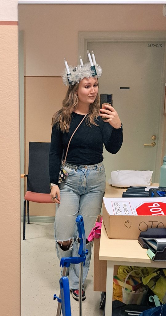 Charlotta89's tweet photo. Friyay! 🥳 https://t.co/8CC1JcQWNn