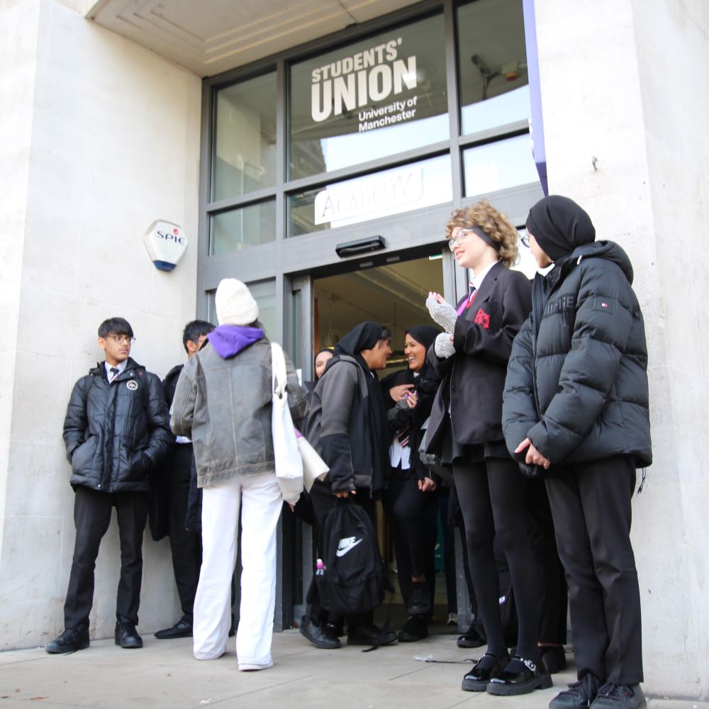 Students in Year 10 visited the University of Manchester <a href="/UoMSchools/">University of Manchester School & Colleges Team</a> for their final Gateways programme visit, learning about university life. In a busy day they learned all about student finance - how much it costs and all the support that is available 1/2