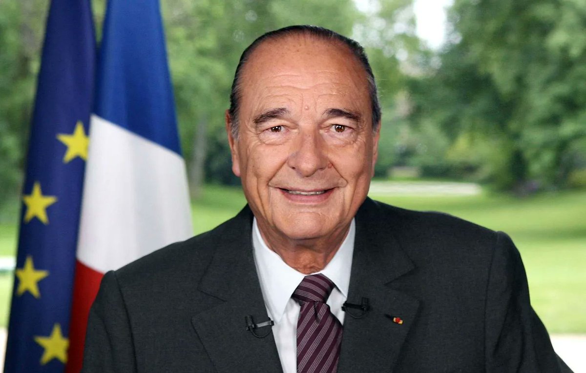 Cultination1's tweet photo. Si la personne répondait « Middle », Jacques Chirac disait : « Oui, mais je sais bien, monsieur Middle, c’est votre prénom que j’ai oublié. » Il s’en sortait toujours comme ça. https://t.co/egRg2FpAr3