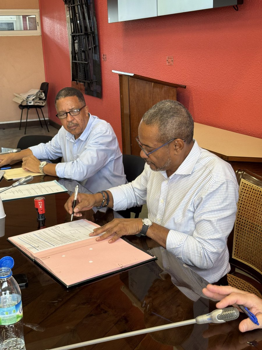 L’effort de redressement est rendu possible grâce aux efforts des agents et à la qualité du partenariat avec la préfecture #Signature du #COROM #FortdeFrance