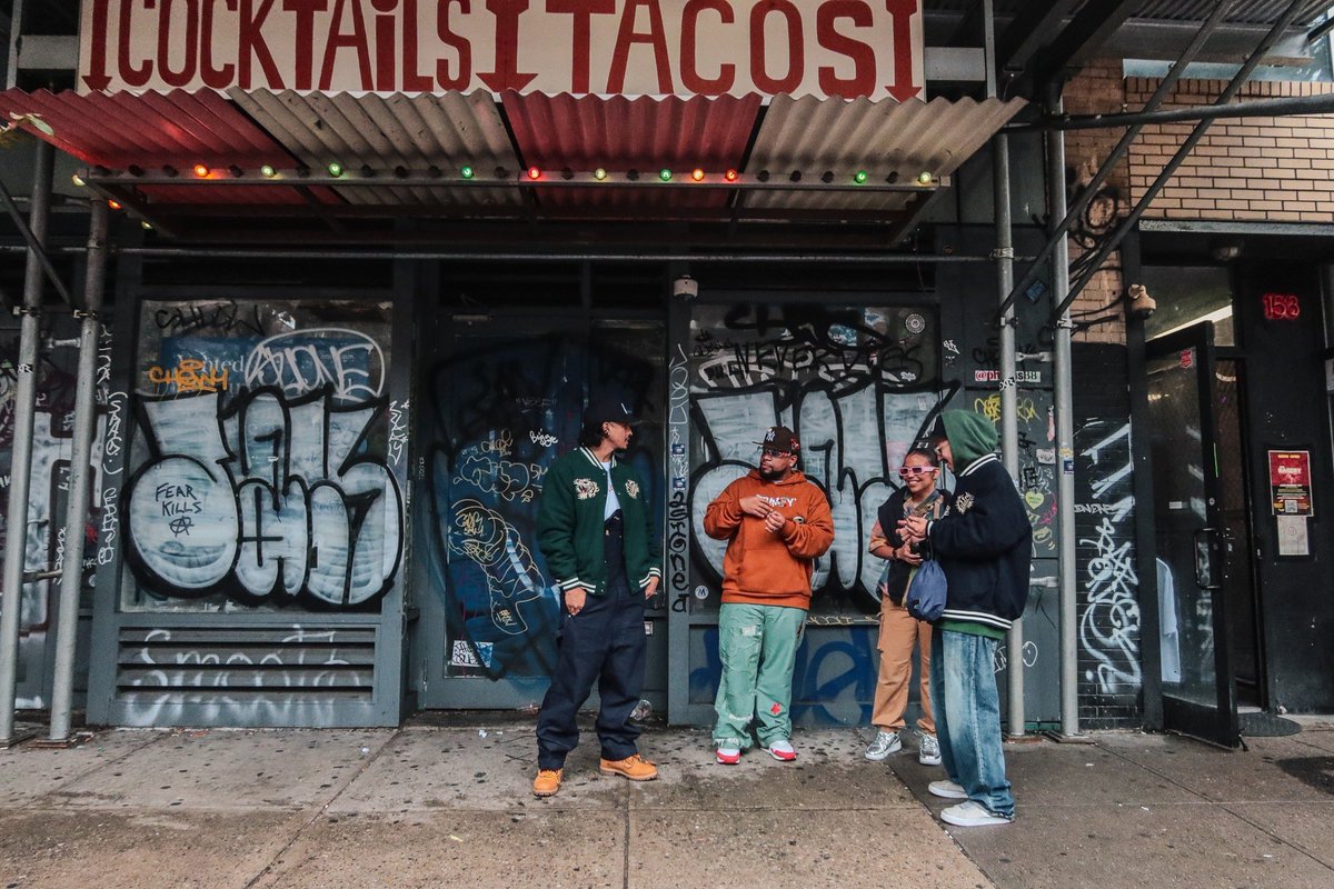 dsk095's tweet image. NY旅の思い出の一つが明日発売されます…

LFYT × blazz works Japan Tradition Melton Jacket

Only at Lafayette TOKYO🇯🇵🗼

Stay tuned…