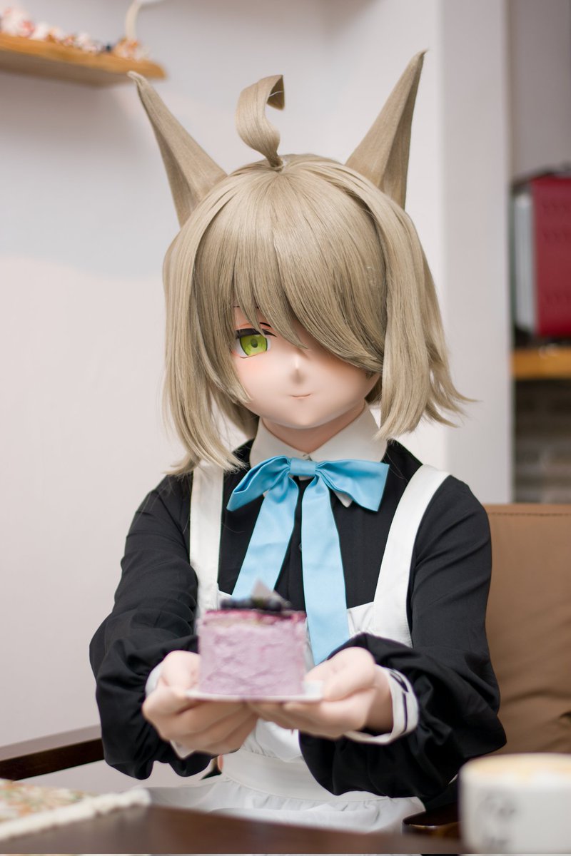 生日快乐哦~🍰
<a href="/elkInLost7/">麋鹿迷路</a> 
#kigurumi #BlueArchive  #fox  #オトギ