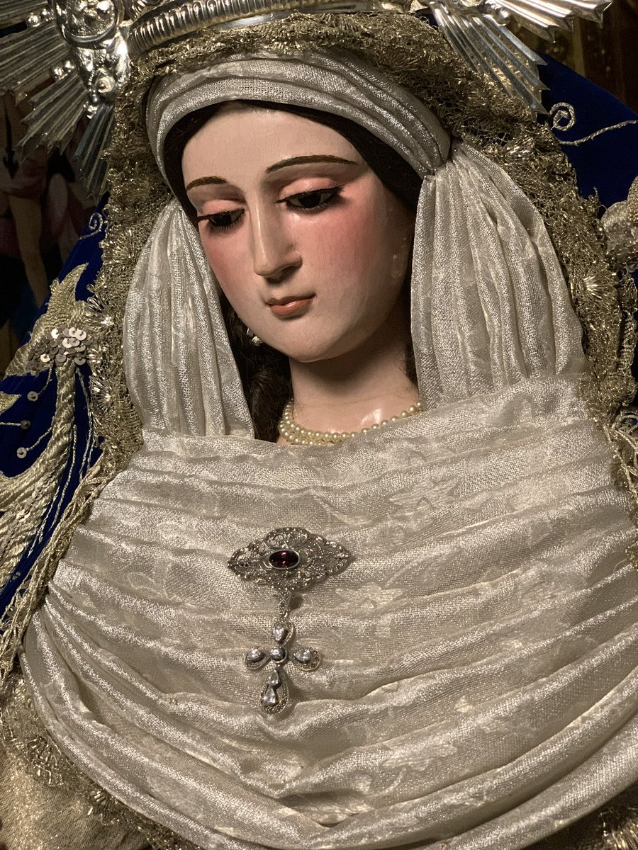 SoledadAlbaida's tweet photo. María Santísima de los Dolores en su Soledad ataviada para la Solemnidad de la Inmaculada Concepción y el tiempo de Adviento. https://t.co/cit6HFgoCk