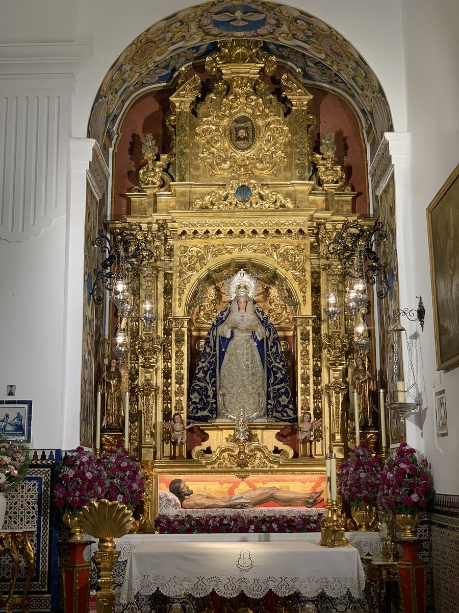 SoledadAlbaida's tweet photo. María Santísima de los Dolores en su Soledad ataviada para la Solemnidad de la Inmaculada Concepción y el tiempo de Adviento. https://t.co/cit6HFgoCk