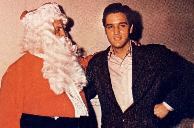 eploverdoll's tweet photo. wellllll it's christmas time pretty babyyy❤️🎄 https://t.co/OOOih8uGmk