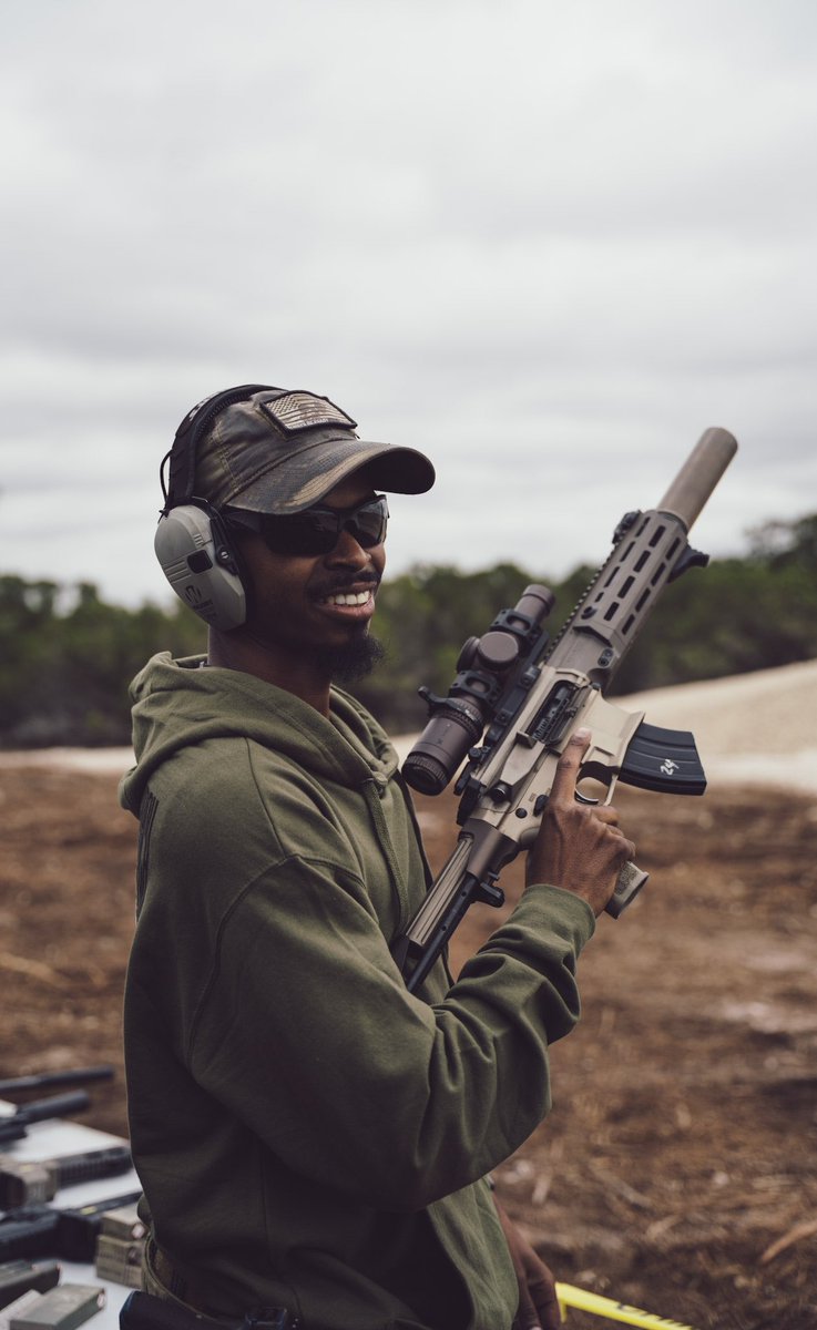 nigglejones's tweet photo. Range day in 2 weeks you nerds! Shits gonna get real moist 😈😈😈 https://t.co/3bqSlKnZC0