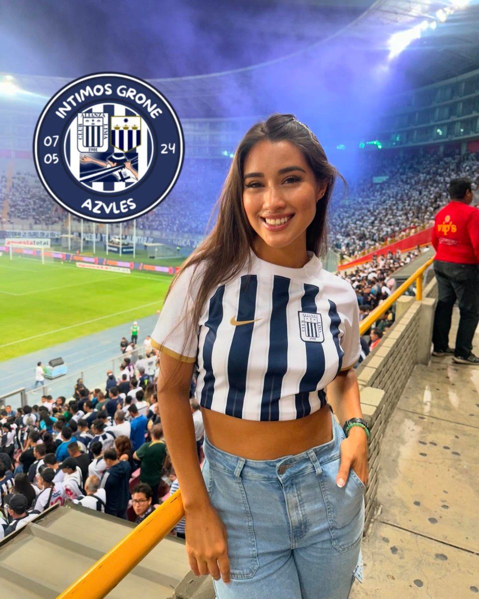 Hoy Nuestra Familia de <a href="/intimosgrone/">Intimos Grone Azvles</a> está de onomástico , Hoy celebramos el Cumpleaños de una Gronecita que ALienta al más grande del Perú! ¡FELIZ CUMPLEAÑOS! <a href="/romina_vignolo/">Romina Vignolo</a> Espero que la pases chevere el día de hoy  y ¡Arriba Alianza! 💙 #AlianzaLima  #alianzayfe