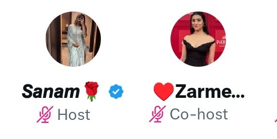 Zarmeenkhan221's tweet photo. Beautiful People's In One Pic❤️🥰😘🙈 @Dil_Umar1 #NightSpace https://t.co/sD7pqDnb7F