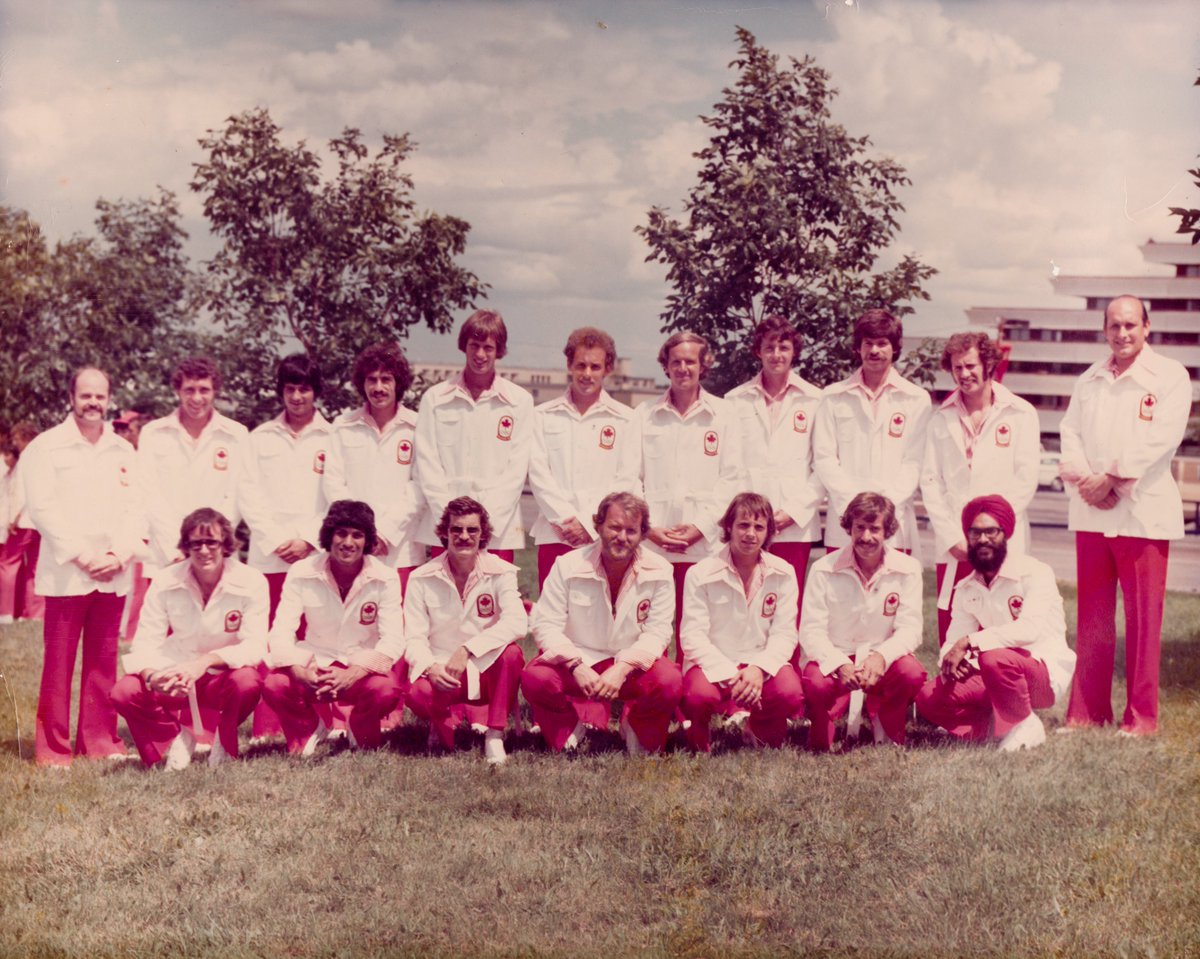 The Men's National Team participated in the 1976 Olympic Games on home soil in Montreal and placed 10th in the competition! Learn more about our national teams! 🇨🇦

Honouring the past:
fieldhockey.ca/honouring-the-…

#HonouringThePast #GrowHockey #HockeyForLife