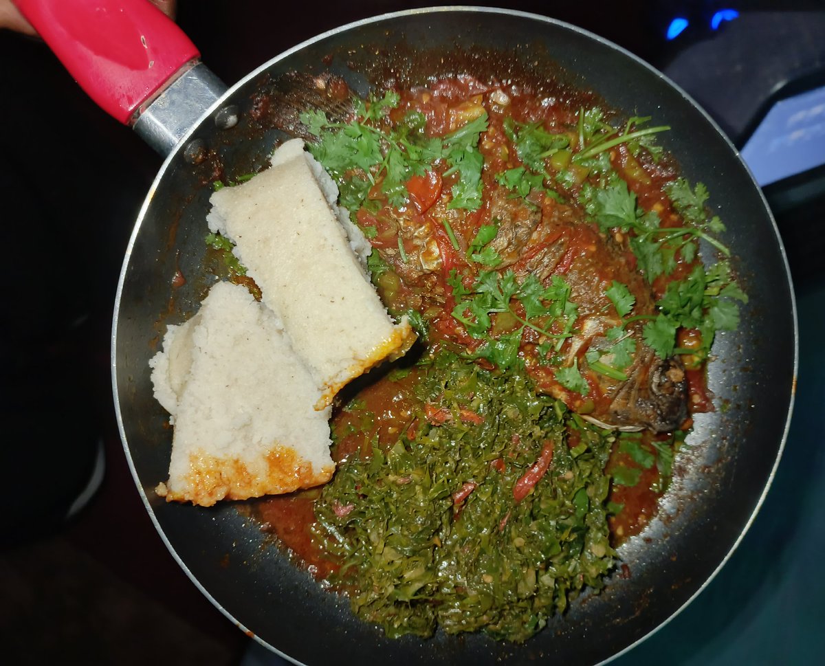 NOTaarrrggmco's tweet image. Mnisamehe hapo kwa dhania😂😂