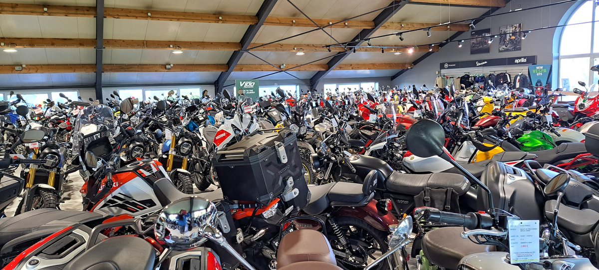 KoobMichel's tweet photo. Chez Motokaiser https://t.co/VqrZ8gCmKj
