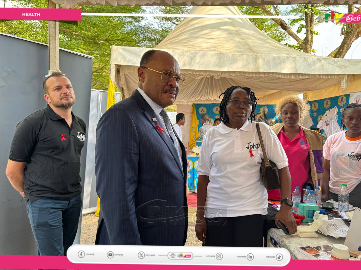 CRTV_web's tweet photo. The  Executive Secretary of the African Synergy against #AIDS and Sufferings, Stephane Biatcha, chaired the second edition of #JoMP organized by “Association des Femmes Actives et Solidaires” (AFASO), 10 civil society organizations and the Ministry of Public Health. https://t.co/JB8UCfb2sl