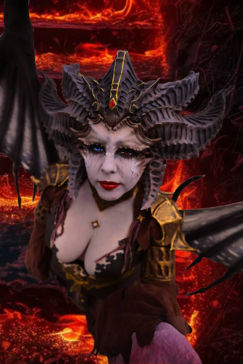FlexxMz's tweet image. Unpopular opinion, but @Diablo IV is by far my favorite in the series. We'll be playing the Vessel of Hatred DLC later tonight!
This is by far my most epic cosplay, currently working on upgrades! Can't wait to share with you guys next year! @Blizzard_Ent , are we expecting a…