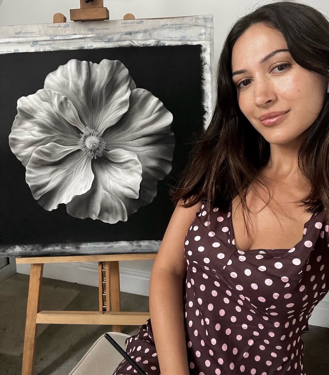 artstudio_post's tweet photo. Artist https://t.co/BNX78UHZV3
Sheena Randerwala
#art #arts #artist #artists #paint #paintings #painter #painters #dailypaintings #artistoftheday #studioartist #workingartist #artiststudio #studioscenes #studio #studioart #instaartist #studiospace #artiststudio #artistlife https://t.co/5RZnbpMUAa