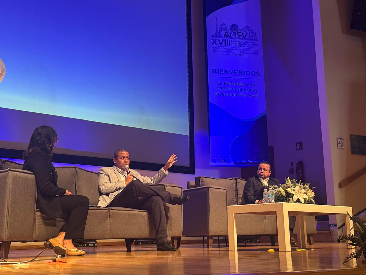 AMFV_Ofic's tweet photo. “Transformación digital es un cambio de cultura en la sociedad” Rodrigo Saucedo
#CongresoAMFV https://t.co/peVQxANfMI