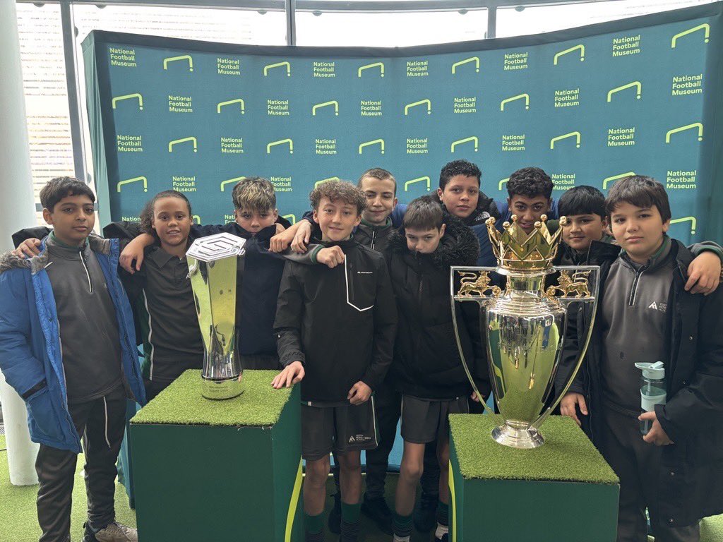 Dixons Newall Green Academy tweet media