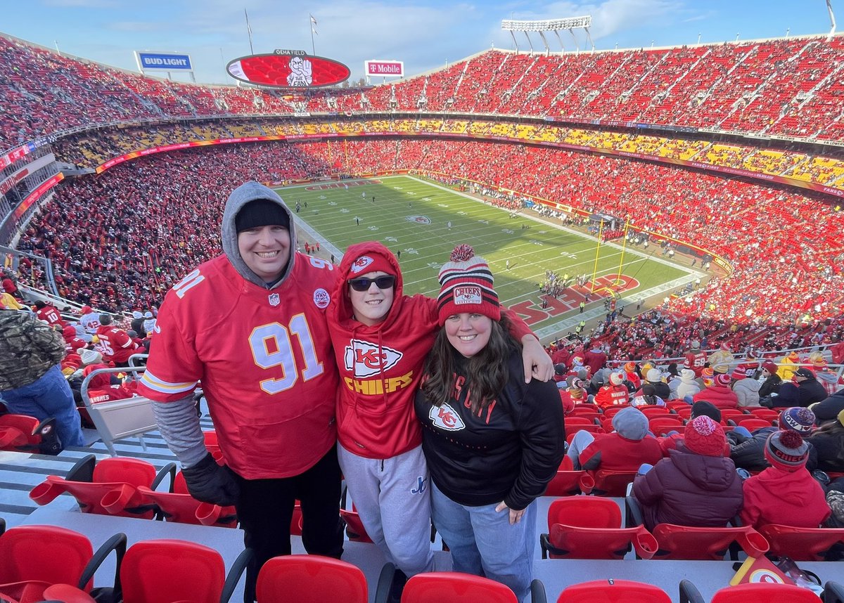 coach_rn's tweet photo. Cade’s turning 13 @GEHAField #chiefskingdom https://t.co/PAopQzs4Nu