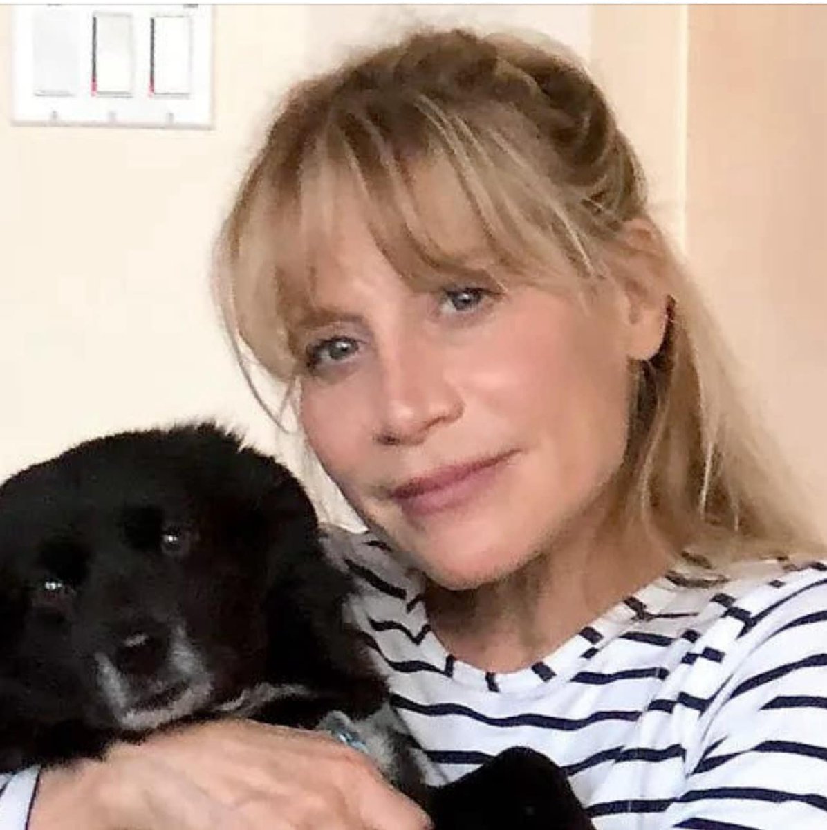 To celebrate the 2nd anniversary of  New Earth Podcast   I invited one of YOU to join me as a guest on the podcast!
Thrilled to announce that Sandra Mendelson has been selected as my guest!

🌍Subscribe to be the first to catch this inspiring episode: youtube.com/@SarahChave