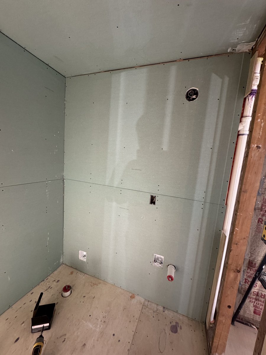 Daniel Chote tweet media