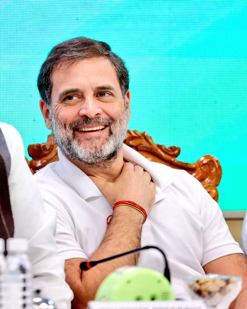 mohitlaws's tweet photo. MAKE CONGRESS GREAT AGAIN😭🙌 https://t.co/WkiJ93RhCS