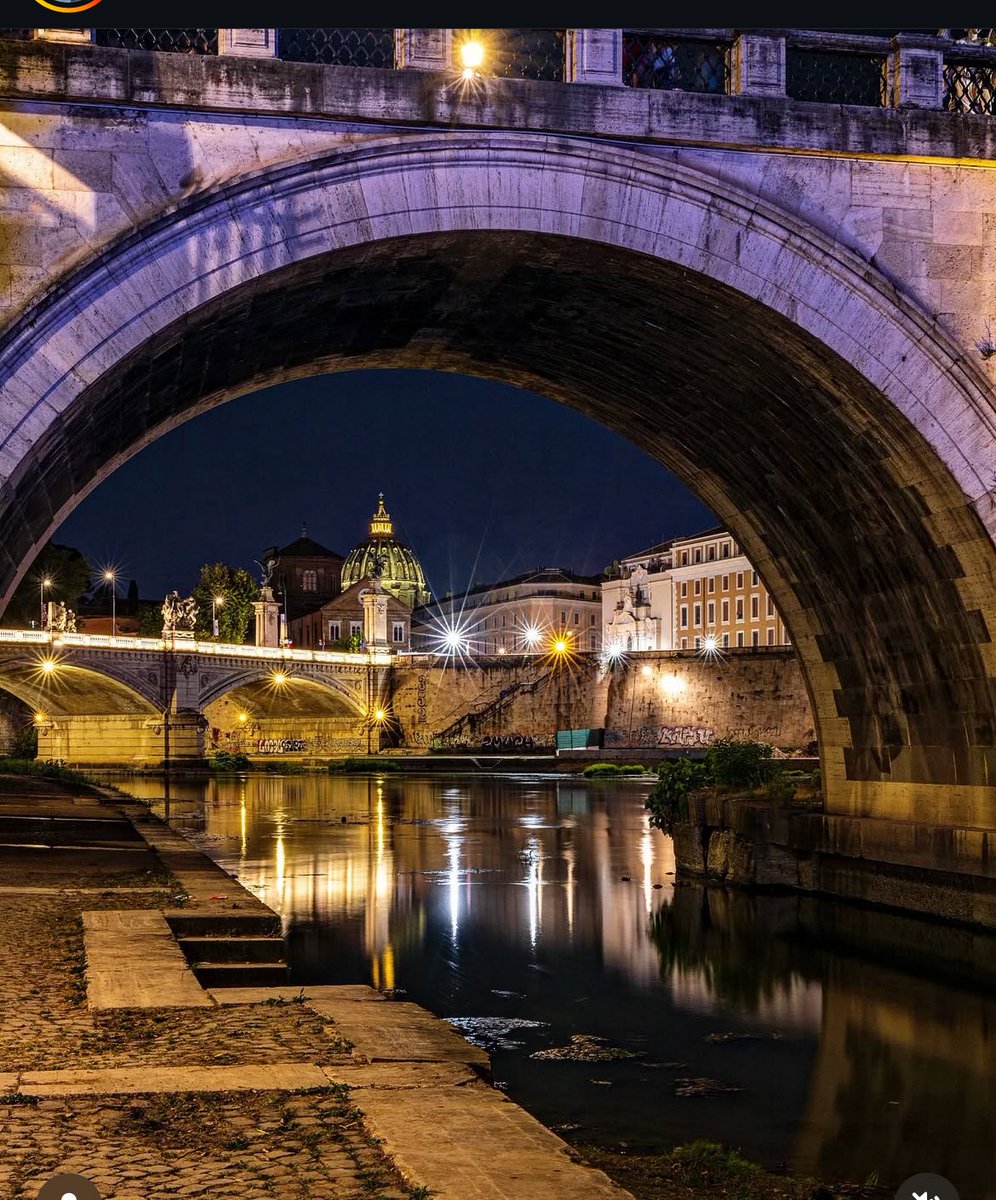 isolearan1's tweet photo. Buonanotte #Roma Ph siestoalberto https://t.co/bauUSxl3Pr