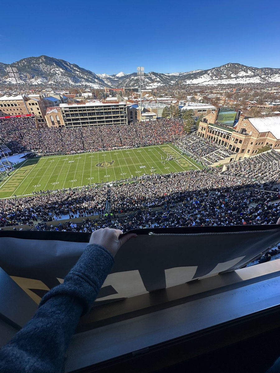 MeganNyvold's tweet photo. Boulder Colorado is insanely underrated https://t.co/MEH0UW2OfH