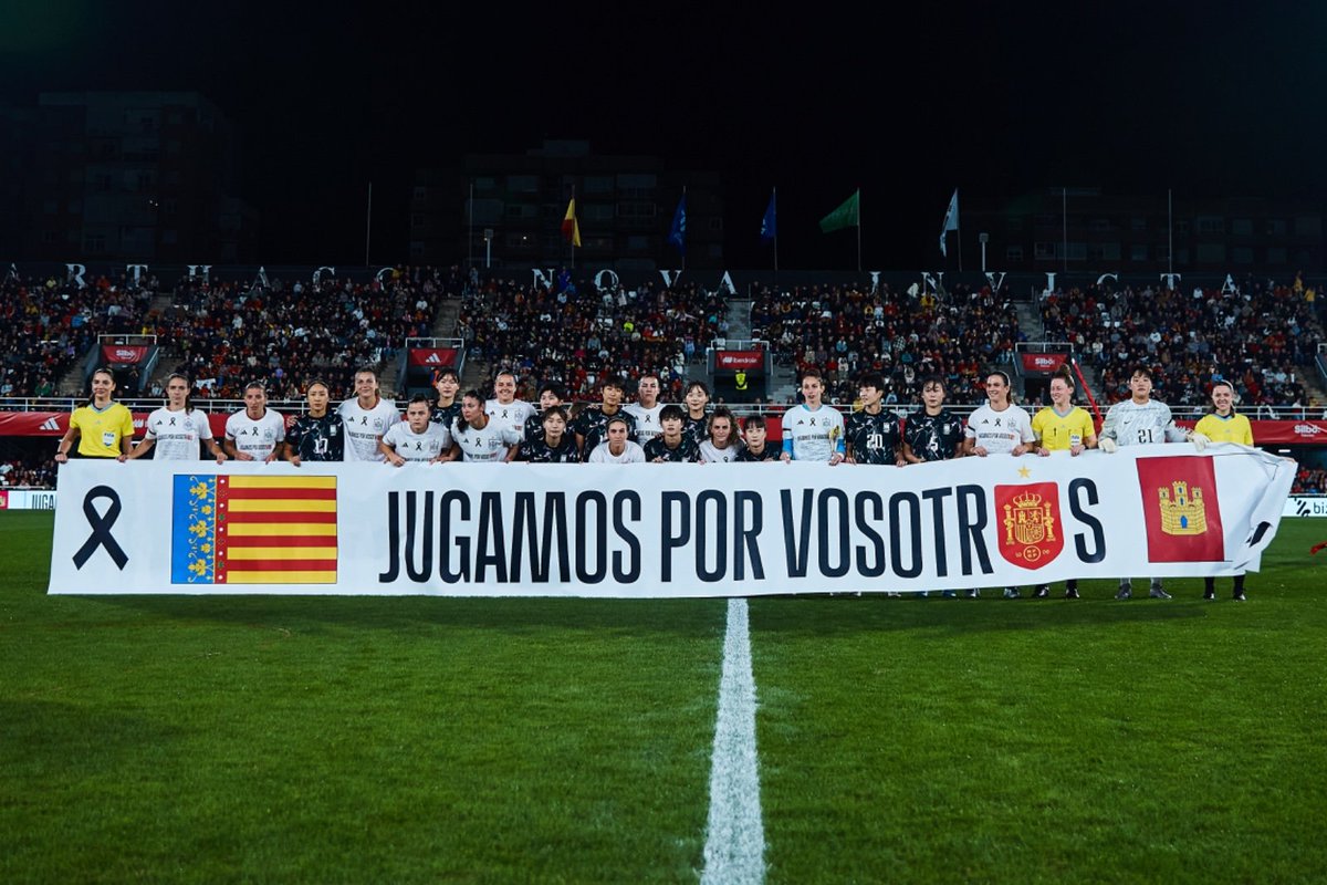 ffrm_es's tweet photo. 🇪🇸 5-0 🇰🇷 ¡¡FINAAAAAAL CON VICTORIA 👏👏👏👏👏👏!!

🤩 La @SEFutbolFem se impone a la República de Corea en el Cartagonova.

😏 ¡Sí @montse_tome, Cartagena fue una fiesta del fútbol 🥳!

🫶 ¡Vaya forma de celebrar el #CentenarioFFRM 💯! https://t.co/WlAyYPmbQK