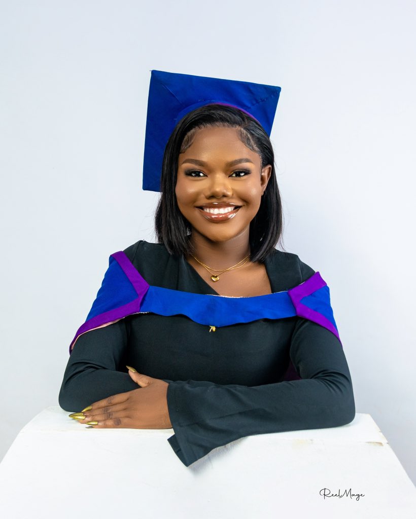 _adeayo's tweet photo. Congratulations to me🥳🎉
BEng Metallurgical and Materials Engineering
First Class Honors
Five times consecutive 5.0/5.0 GPA
In top 2% of my graduating class https://t.co/sX7bsxAR1D