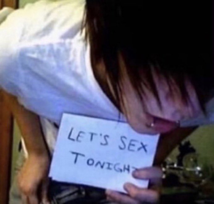 ☥ 𝔡𝔢𝔠𝔞𝔩𝔦𝔲𝔰 ☥ (@hellhhhellhell) on Twitter photo 