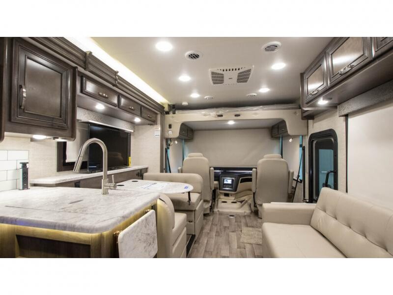 mhs2go's tweet photo. 🖤 New 2023 Jayco Alante 27A 👉 https://t.co/OpeT3zTWyA 🖤 Don't miss the Black Friday special on this Class A! It is 30 ft, sleeps 5, and has 2 slides. On Sale now for $114,990! Make it yours today!
#Motorhomes2Go #ClassA #Travel #Glamping https://t.co/6qXlHytIck