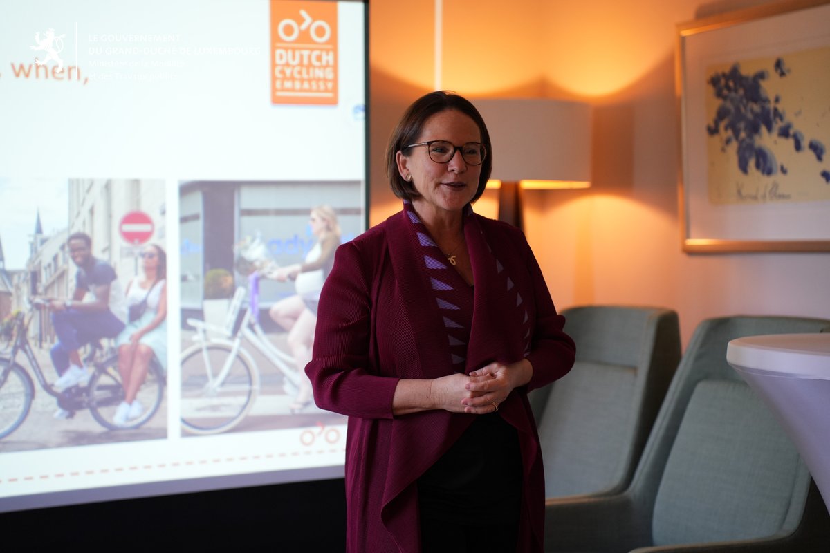 MMTP (@mmtp_lu) on Twitter photo Déi 🇳🇱 Ambassade zu 🇱🇺 huet, zesumme mat der Dutch Cycling Embassy, an a Präsenz vun der Ministesch <a href="/Yuriko_Backes/">Yuriko Backes</a> , e Workshop zu den hollännesche Vëlosinfrastrukturen organiséiert. 🚴 Déi 🇳🇱 Ambassade zu 🇱🇺 huet, zesumme mat der Dutch Cycling Embassy, an a Präsenz vun der Ministesch <a href="/Yuriko_Backes/">Yuriko Backes</a> , e Workshop zu den hollännesche Vëlosinfrastrukturen organiséiert. 🚴
