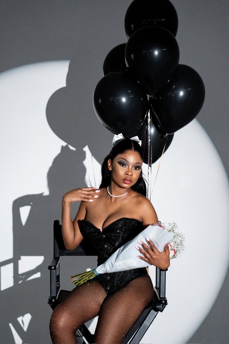 Roarphoto's tweet photo. Studio Birthday Shoot 

Studio: IG : @DontBlinkStudios.za https://t.co/4JMloQVMGh