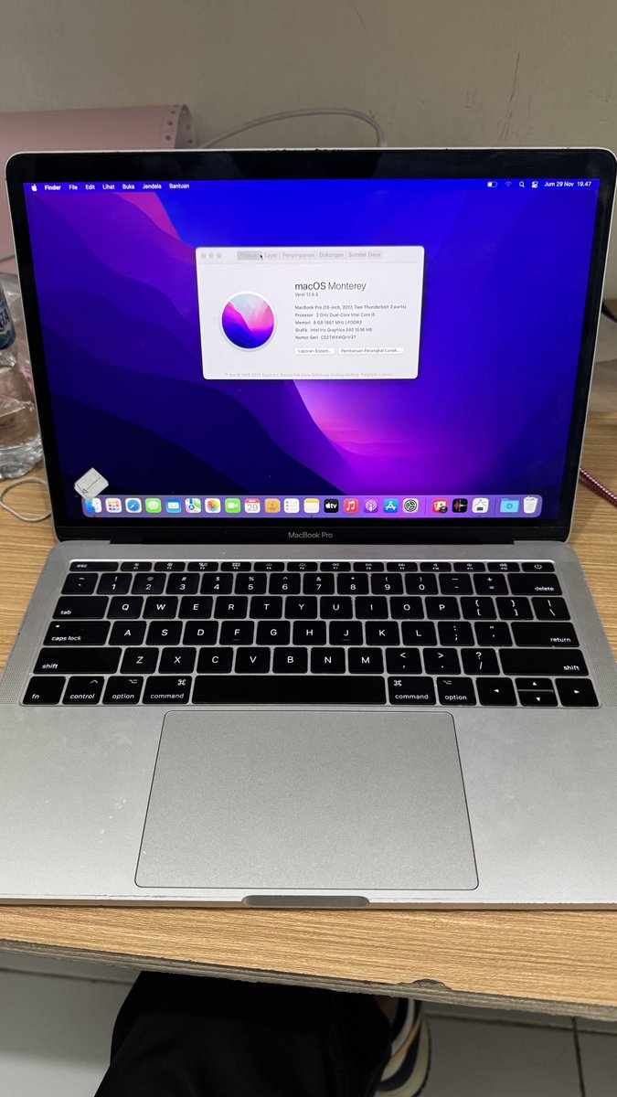 mewingberat's tweet image. WTS MACBOOK PRO 2017 (Non Touchbar)
- 8/128
- CC rendah
- minus bercak kecil (seperti di gambar)
- Ada garansi 1 bulan selain layar
- rekber tokped bisa + packing kayu
- Domisili Jogja langsung datang ke store aja
💸 4.800 nego!
#zonauang
#jualiphone 
#jualmacbook
#zonajajan
