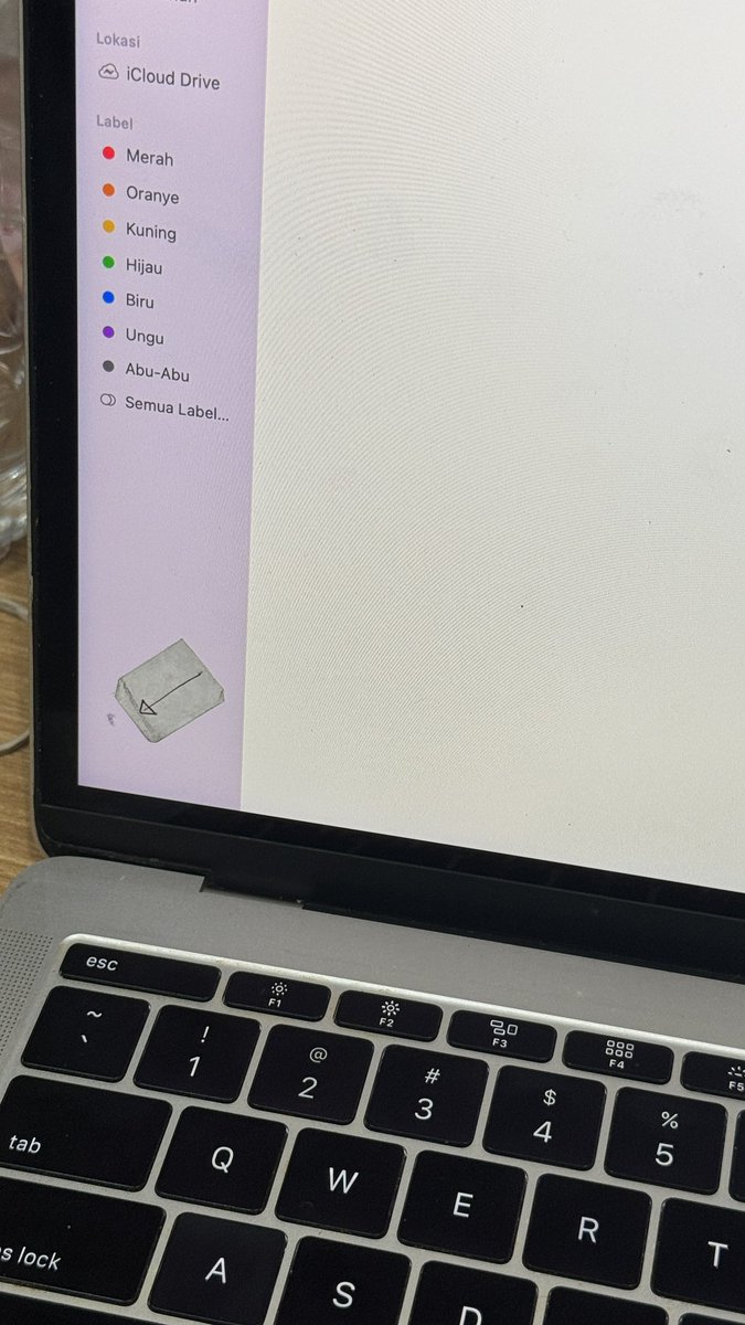 mewingberat's tweet image. WTS MACBOOK PRO 2017 (Non Touchbar)
- 8/128
- CC rendah
- minus bercak kecil (seperti di gambar)
- Ada garansi 1 bulan selain layar
- rekber tokped bisa + packing kayu
- Domisili Jogja langsung datang ke store aja
💸 4.800 nego!
#zonauang
#jualiphone 
#jualmacbook
#zonajajan