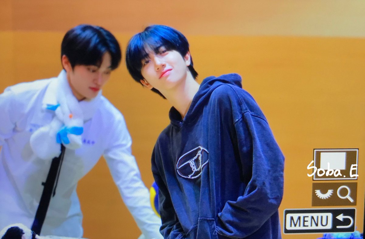 SOBA_0322's tweet photo. 241129 대만

미남이다..😍

#크래비티 #원진 #CRAVITY #WONJIN #이야_잘생겼다_함 https://t.co/2zDdvmRfkZ